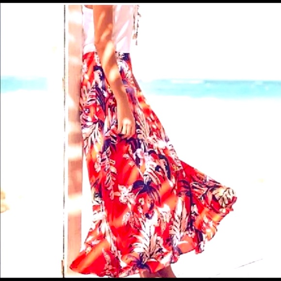 Anthroplogie NWT HD in Paris Silk Floral lined maxi skirt - Picture 6 of 13